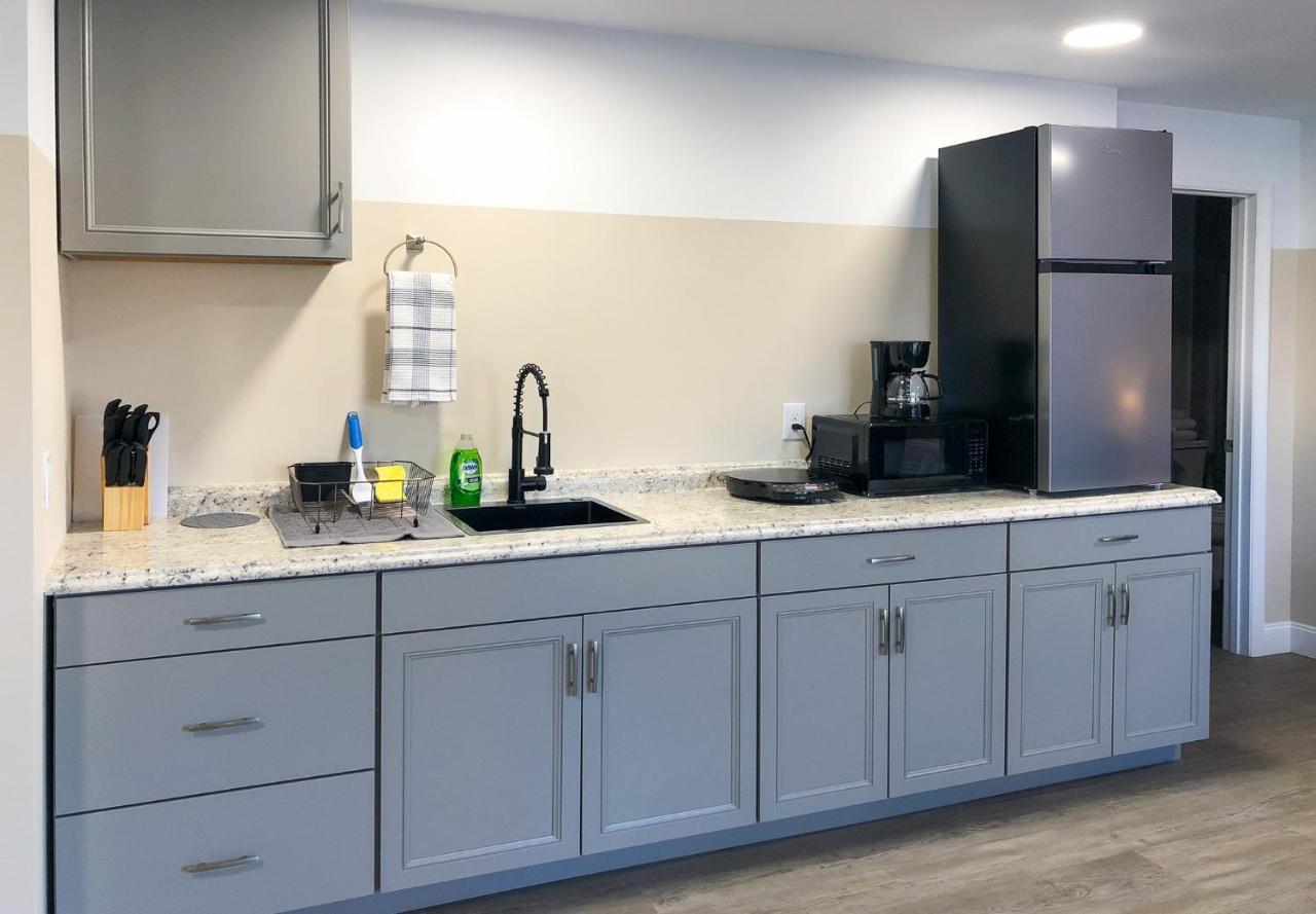 Lazy Cuckoo Inn - Sleek And Stylish Studio Apartments Fort Myers Beach Dış mekan fotoğraf